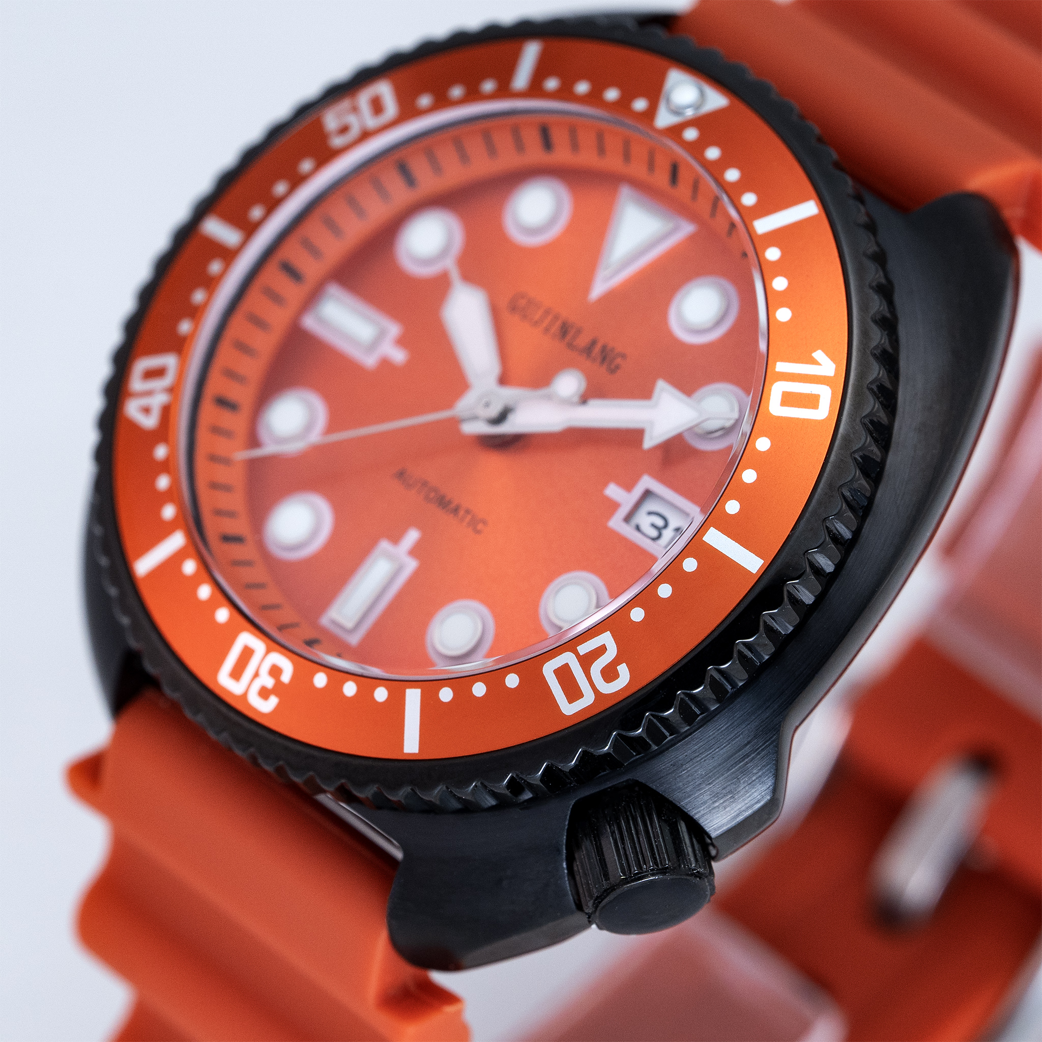 Men's Japanese/Shinese NH35A F - مراجعة Rubber Strap Diver وسعره